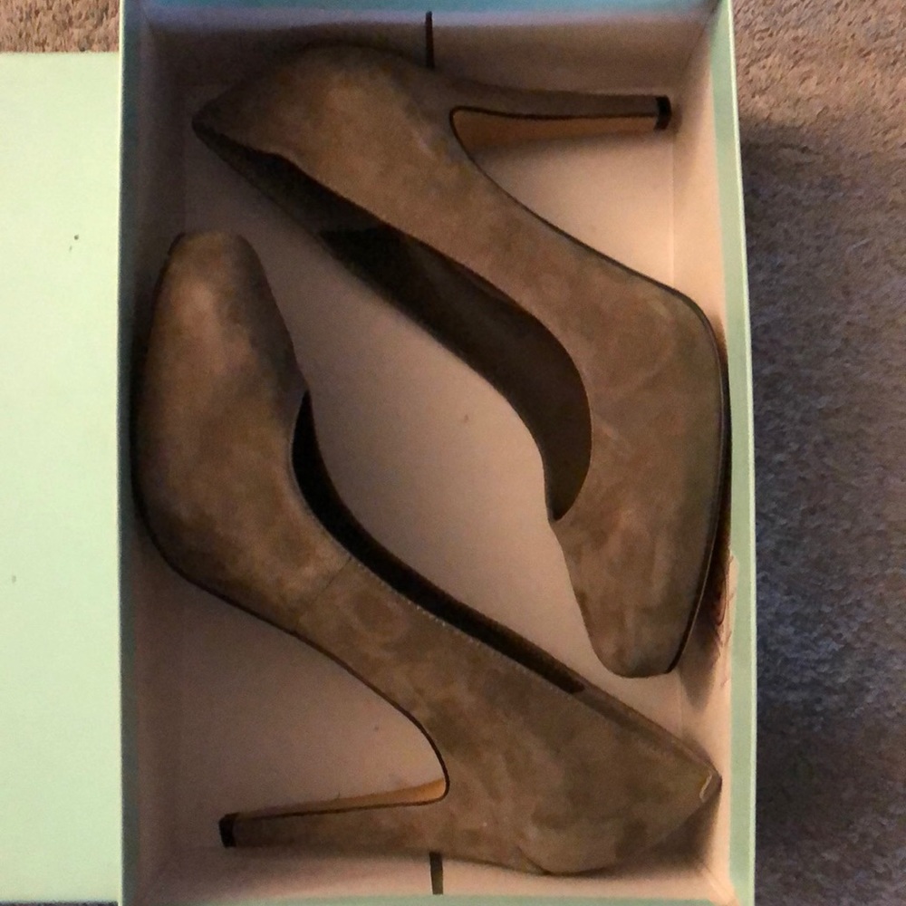 Jessica Simpson Suede Heels 👠